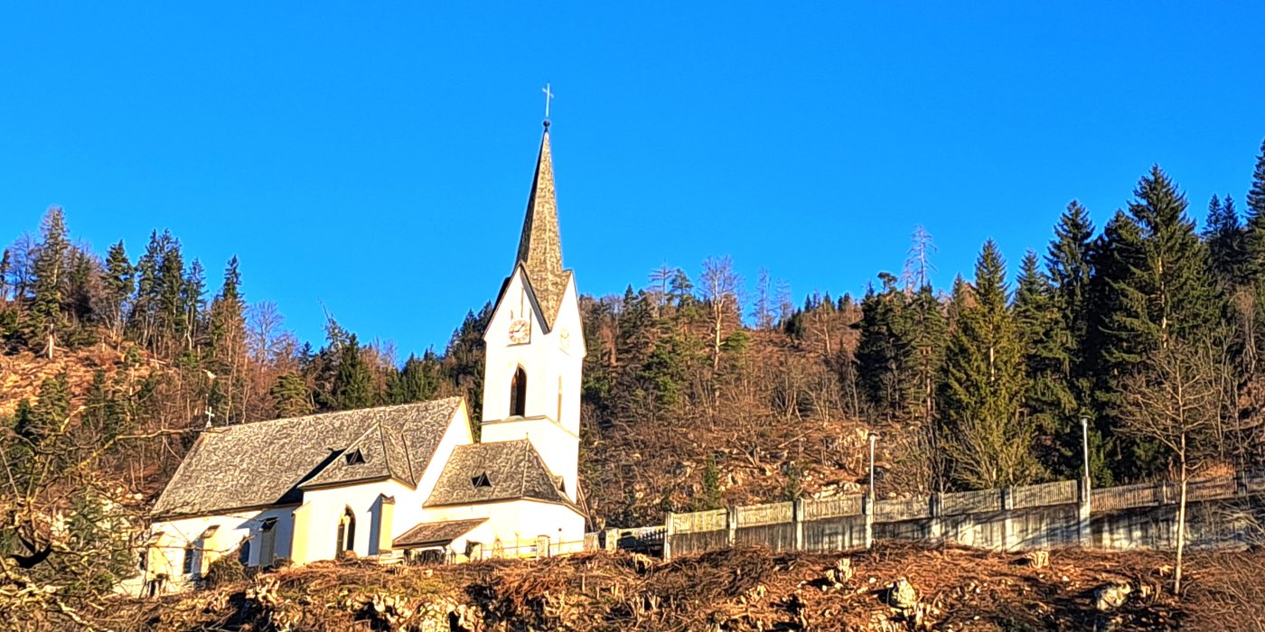 © Pfarrkirche St. Lorenzen im Gitschtal