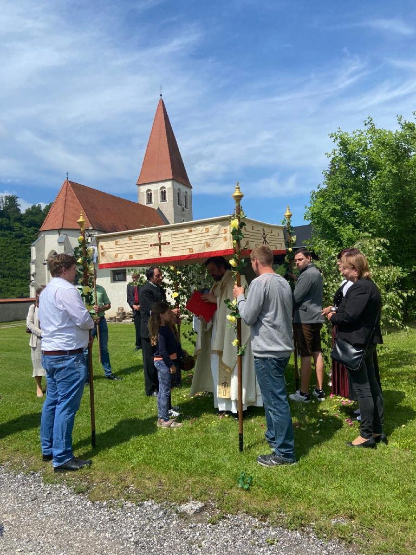 Fronleichnam - Hochfest Des Leibes Und Blutes Christi