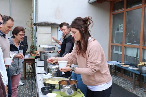 Köstlichkeiten aus aller Welt (Foto: © PAss. Peter Artl)