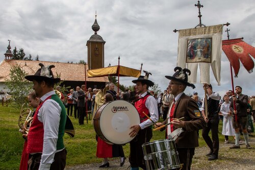 Bildunterschrift (Bildrechte sind zwingend anzugeben!)