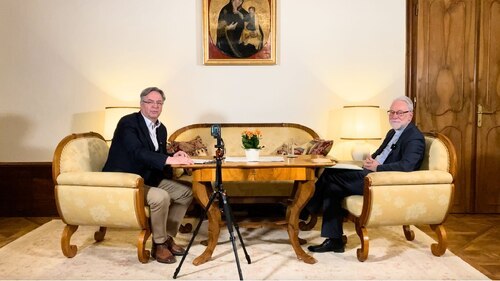 Bischof Josef Marketz (re.) im Interview mit Karl-Heinz Kronawetter in der Bischöflichen Residenz in Klagenfurt (Foto: Internetredaktion)