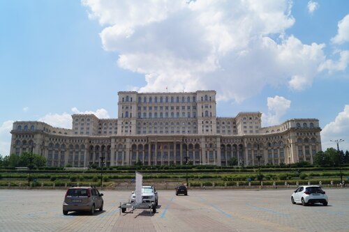 Haus des Parlamentes in Bukarest.<br />
Foto: P. Emmanuel-Maria Fitz OFM