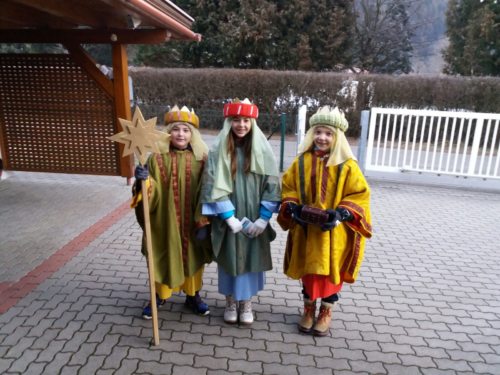 Pöckauer Sternsinger: Moritz, Julia und Alex (© Foto: Zussner)