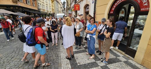 Elenka zeigt uns mit viel Humor ihre Stadt.<br />
Foto: Ariel Kucia