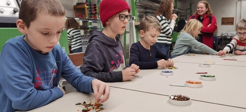 Unsere Erstkommunionkinder in Aktion! (Foto : © PAss. Peter Artl)