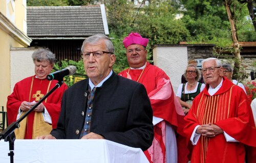 PGR-Obmann Herr Arnold Wilhelmer bei der Begrüßung (C) Brigitte Weber