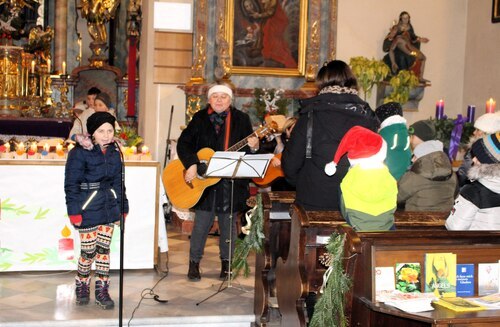 Anna singt den Hallelujaruf (C) Klaudia Fercher