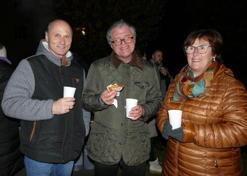 Gemütlicher Ausklang bei Krapfen und Tee (Foto: Haberl-Fischer)