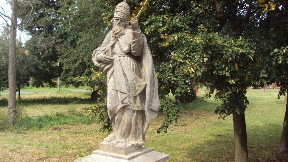 Statue von Papst Fabian in Tschechien (Zákupák [Public domain], von Wikimedia Commons)